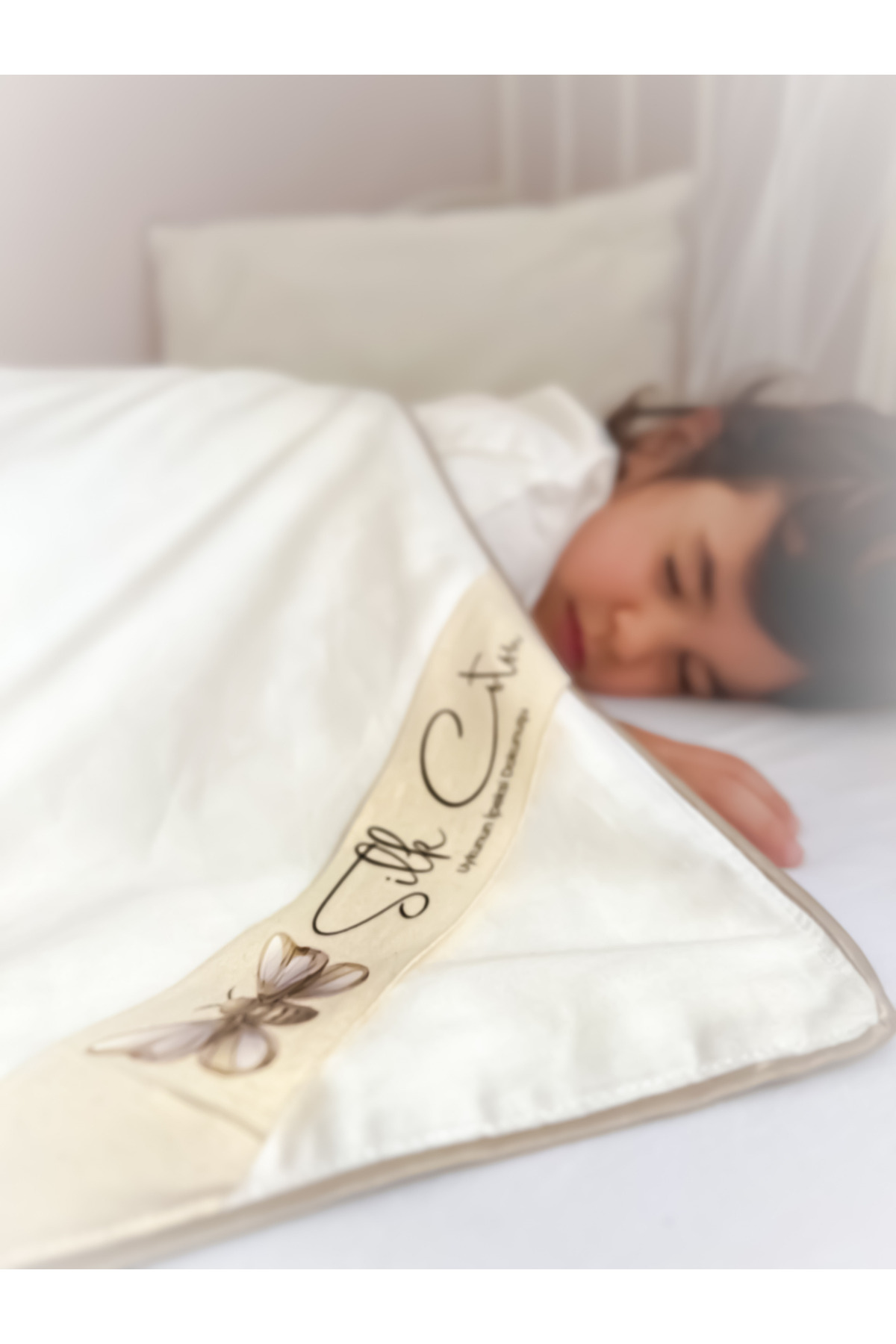 %100 İpek Bebek Yorganı - Antibakteriyel ve Nefes Alabilen – Bebeğiniz İçin Doğal Uyku
